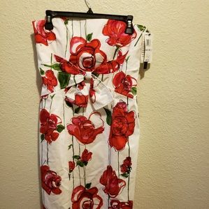 Floral strapless dress